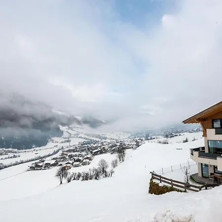 In Stubai Near Lift Apartment Neustift im Stubaital