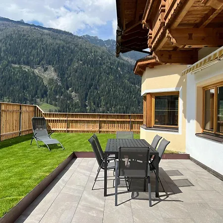 In Stubai Near Lift Apartment Neustift im Stubaital