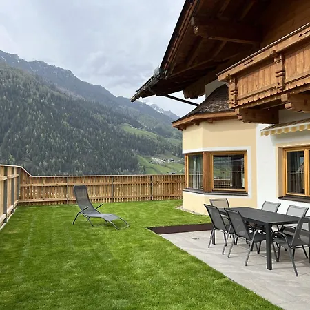 In Stubai Near Lift Apartment