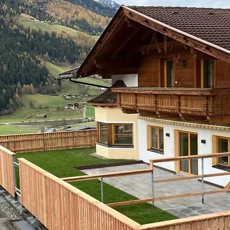 Appartement In Stubai Near Lift